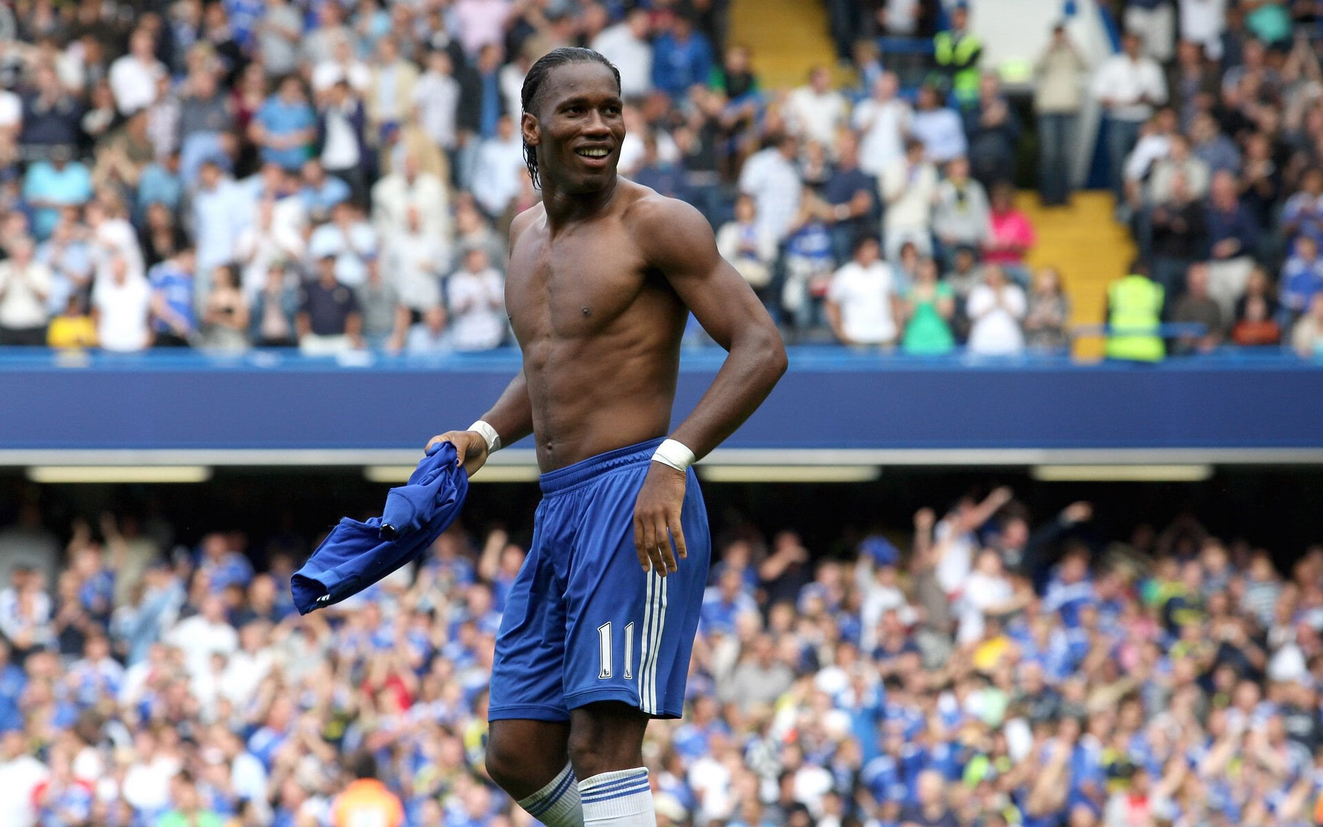 勇士队力求历史三连冠,目标明确,勇士队的记录